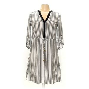 H&M Black White Striped Button Down Tie Waist Sz10